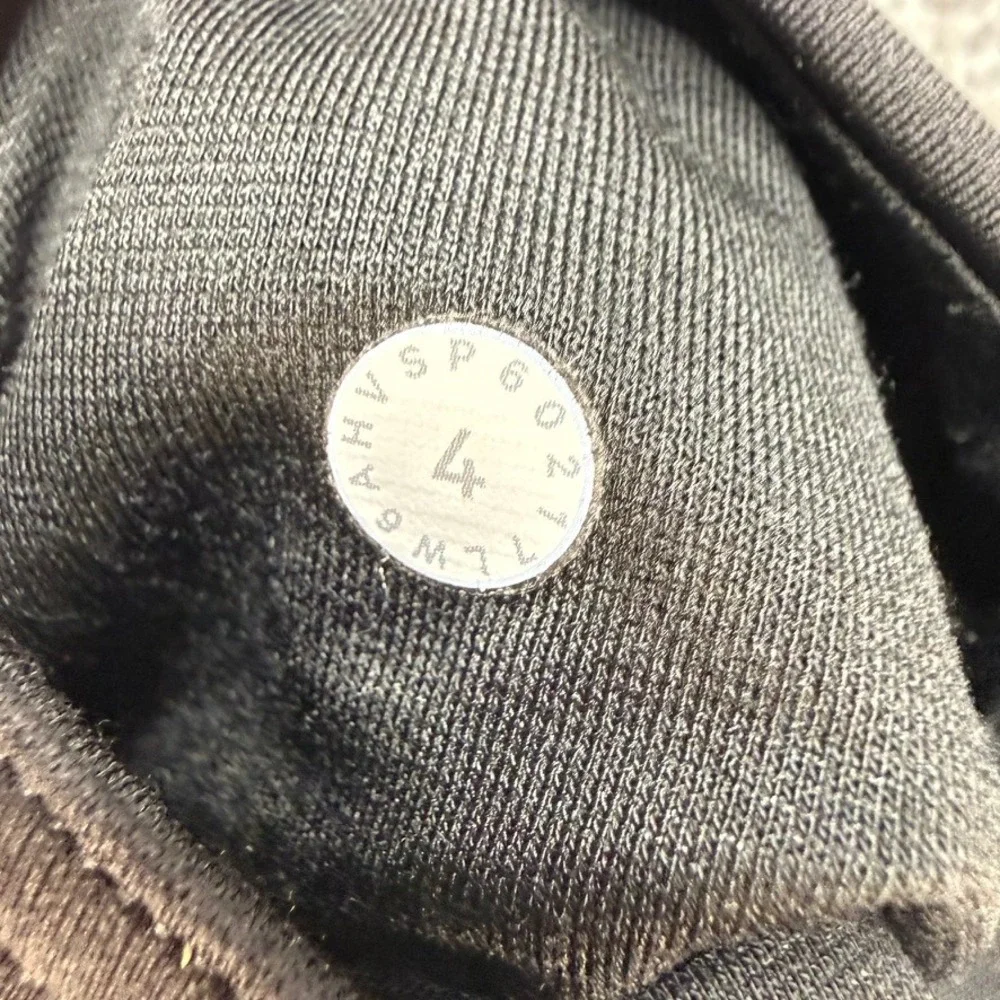 Lululemon Wunder Under Crop Leggings‎ High Rise Slim 4 Gray Black Mesh Hem